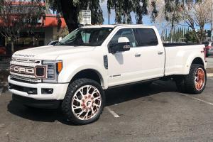 2019 Ford F-250 Super Duty XLT FX4 Crew Cab on Forgiato Wheels (Sincro-D)